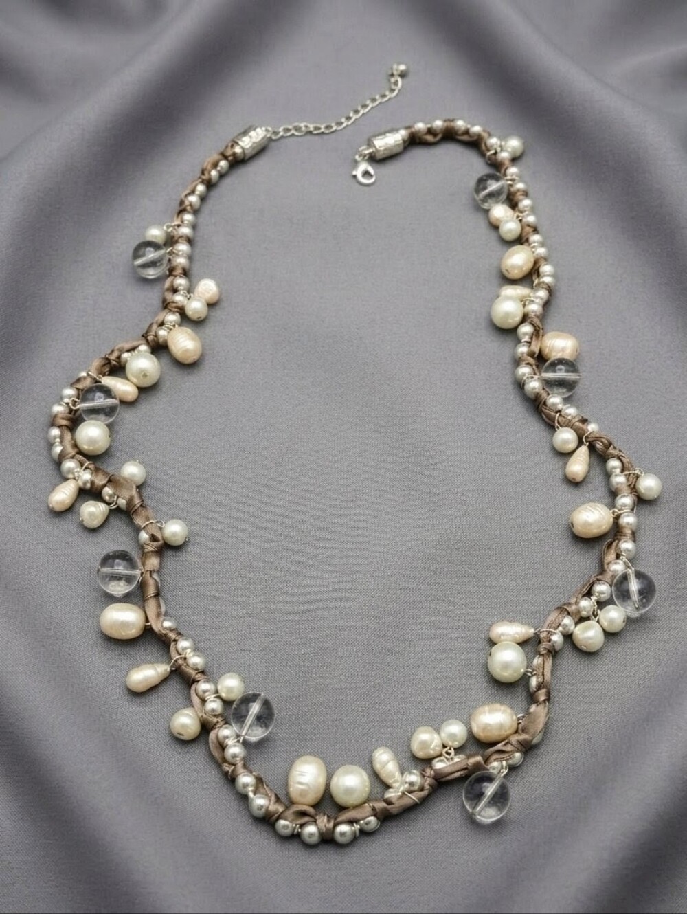 Y2K Whimsigoth Pearl Lucite Ribbon Statement Rope Necklace 38” NOS - Picture 9 of 11